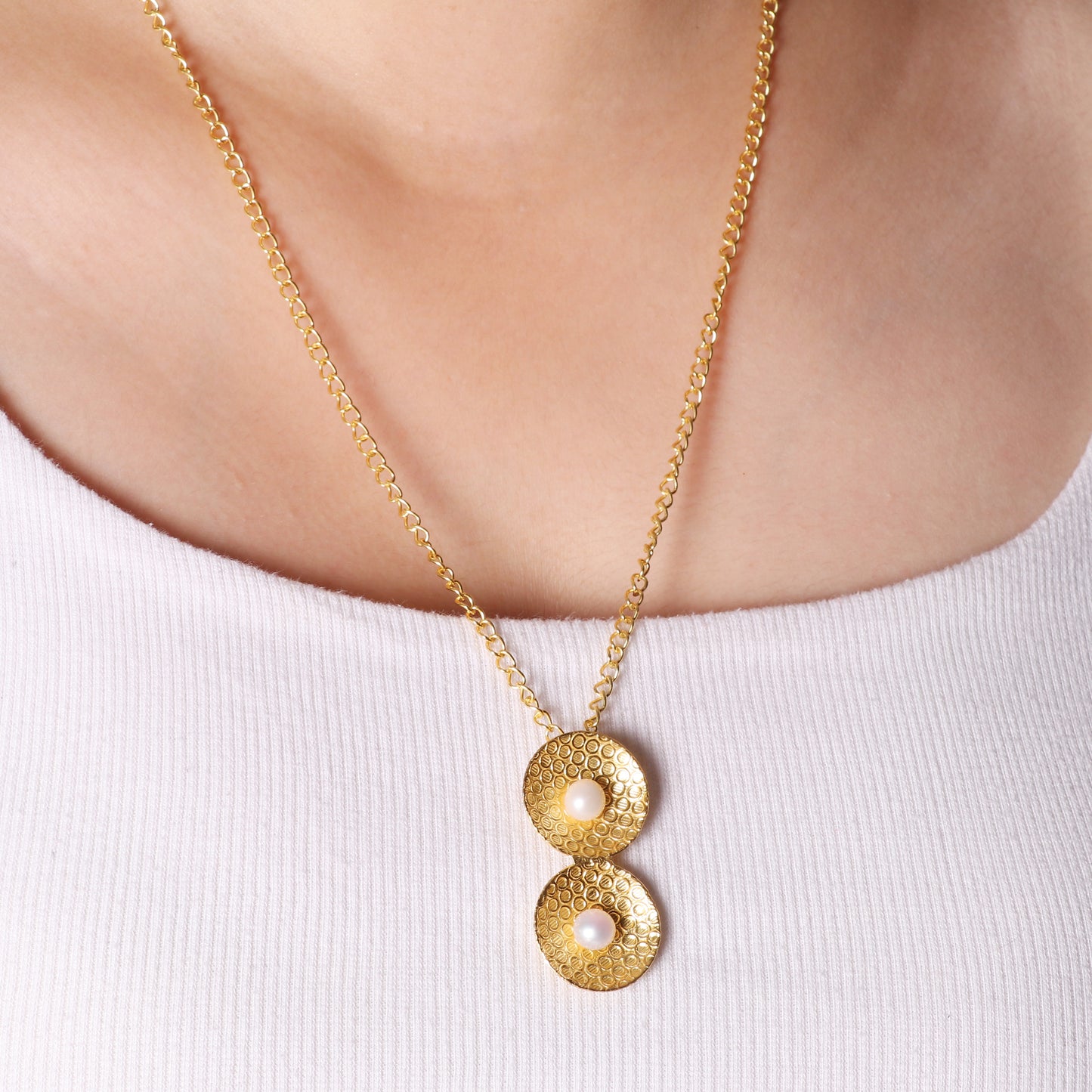 Honeycomb Duo Pearl Pendant Necklace