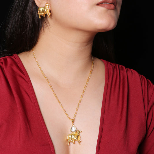 Suvarn Nandi & Teardrop Crystal Pendant Necklace